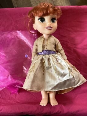 Disney Frozen 2 Anna Proposal Toddler Doll 13.5 Inches Tall